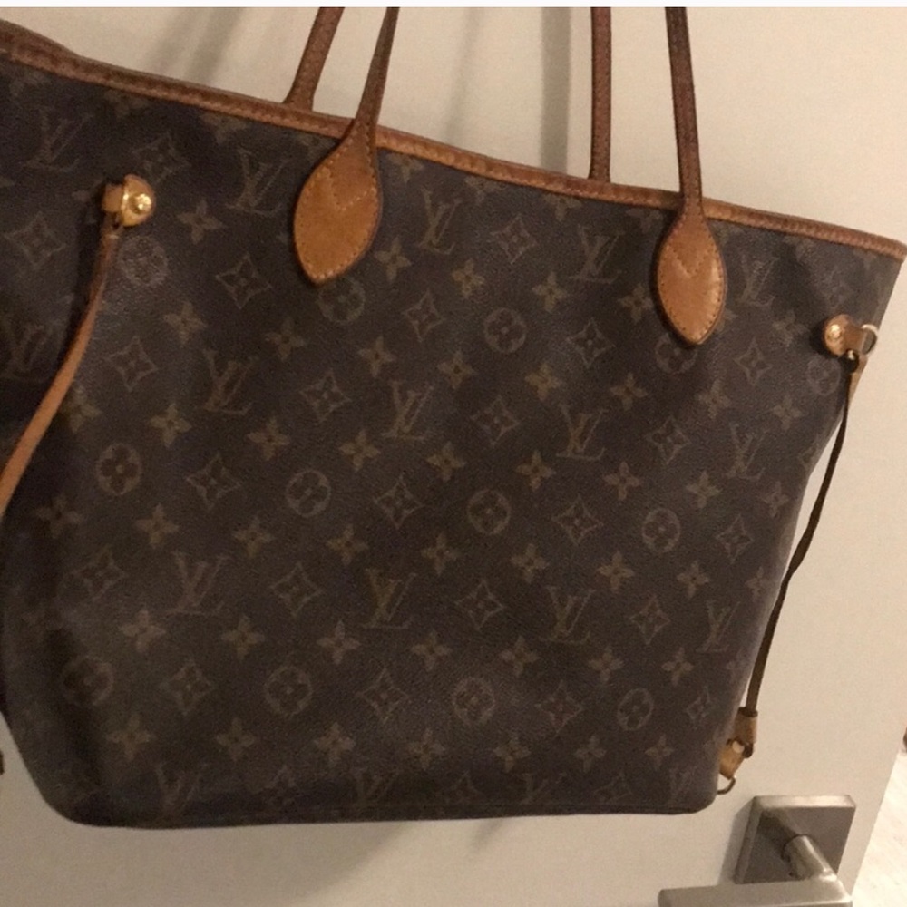 Louis Vuitton Never Full Bag